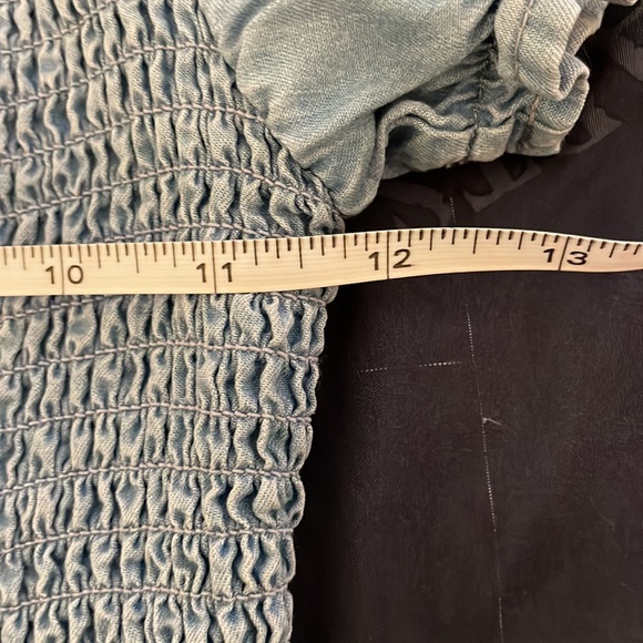 Love Tree, Blue off the shoulder top ❗️SMOKE FREE HOME❗️ - Picture 6 of 11